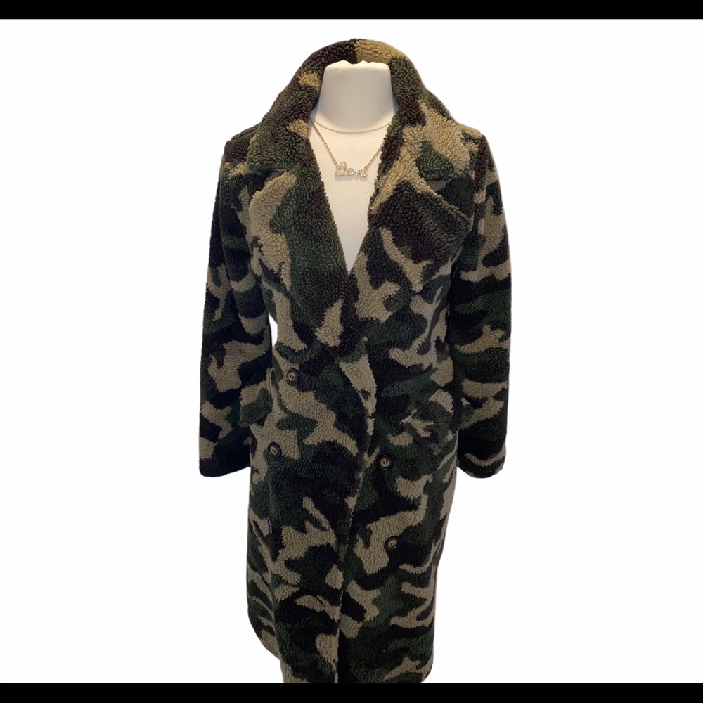 COPY - FINAL PRICE!!!Camouflage teddy coat from NY&Co